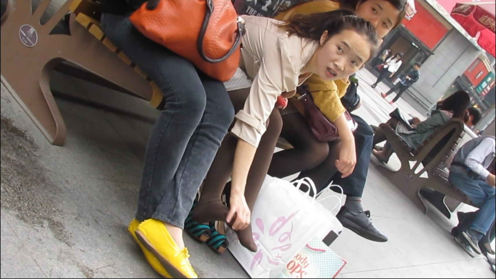 streetsnapfootm[00 01 12][20181202 110501 7]